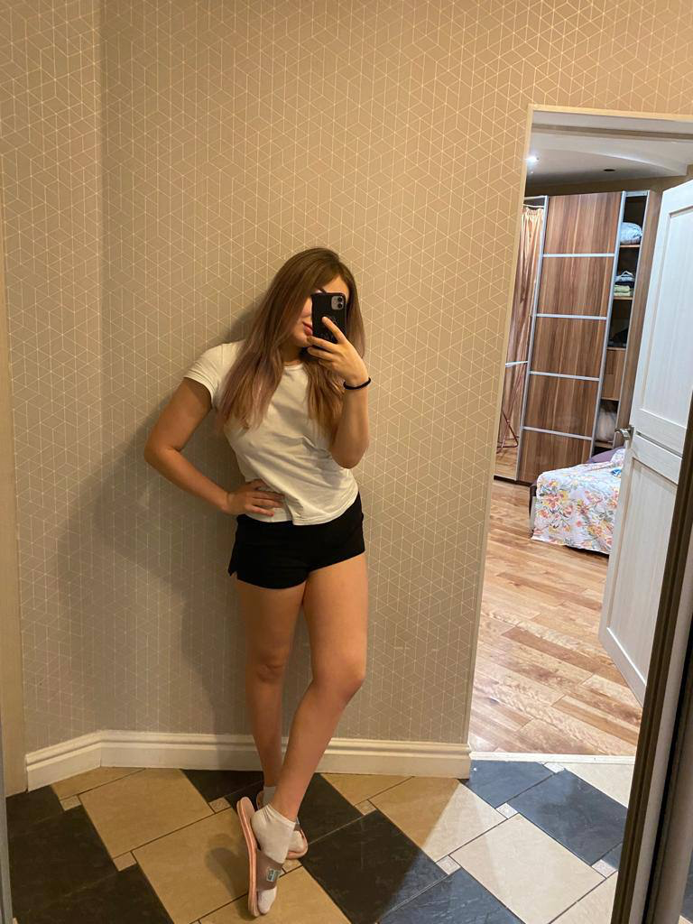 Проститутка Питера Светик с 2 размером груди предлагает интим услуги у метро Волковская  +7(911)830-07-53 