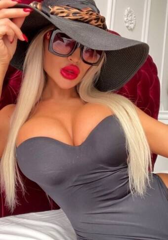 Проститутка Алина +7(981)155-42-85 СПБ