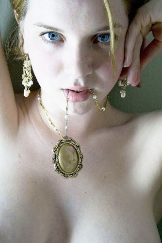 Проститутка Питера Валя с 4 размером груди предлагает интим услуги у метро Бухарестская  +7(911)830-07-16 - фото 3