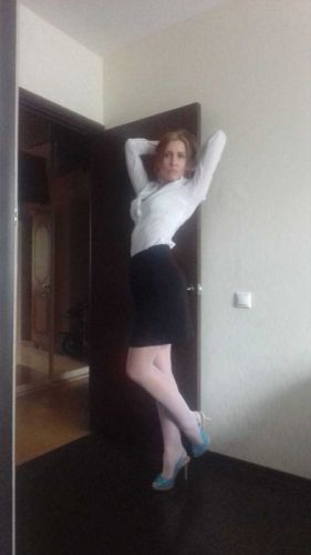 Индивидуалка Питера Оля с 2 размером груди предлагает интим услуги у метро Ломоносовская  +7(911)830-21-77 