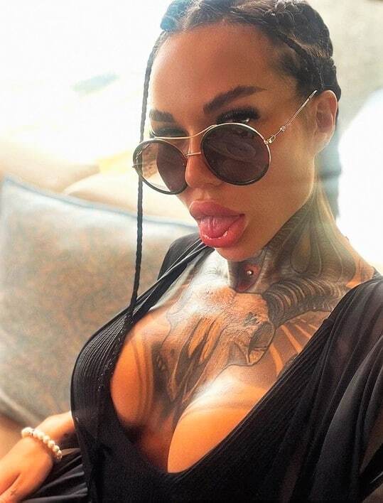 Проститутка Питера Алла с 3 размером груди предлагает интим услуги у метро Площадь Восстания  +7(981)193-28-94 