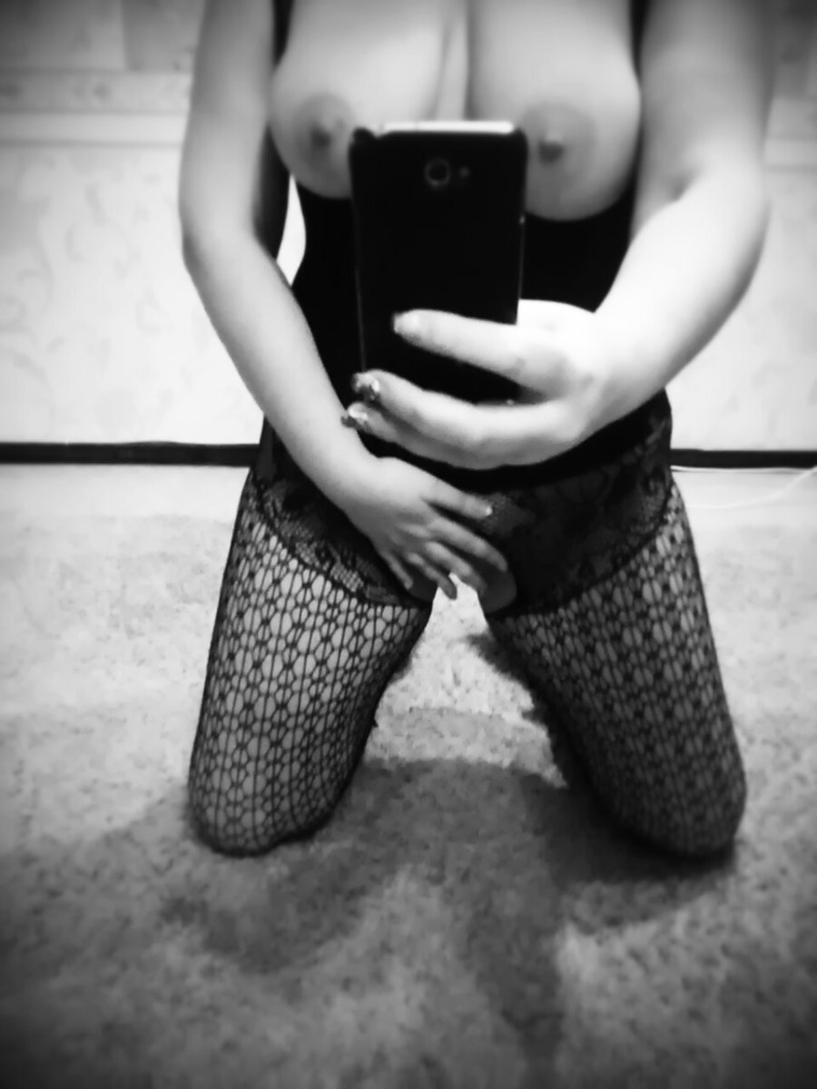 Проститутка Питера Катюха с 4 размером груди предлагает интим услуги у метро Волковская  +7(911)830-07-53 - фото 2