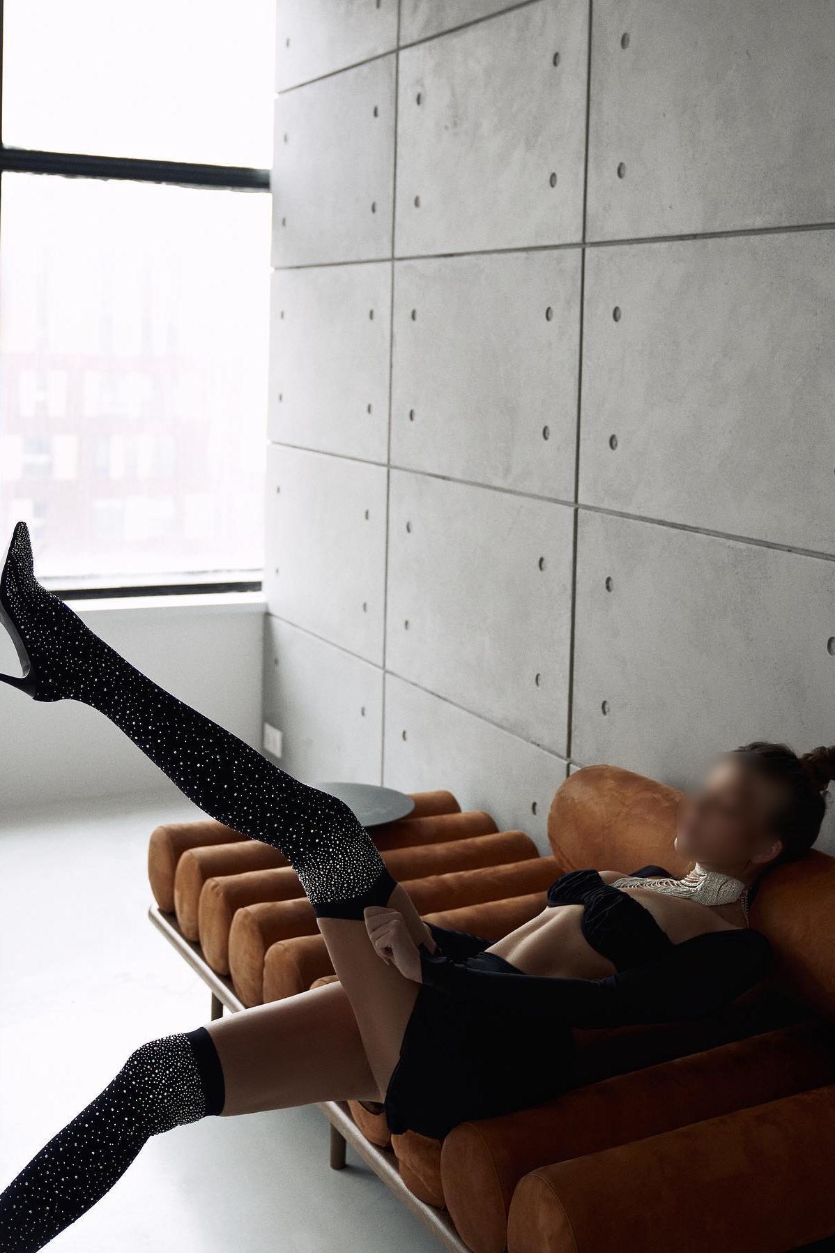 Проститутка Питера Настя с 4 размером груди предлагает интим услуги у метро Рыбацкое  +7(981)136-33-84  - фото 3