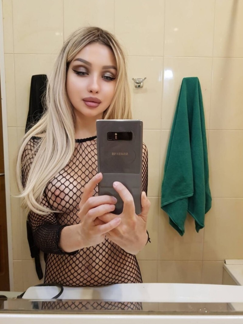 Индивидуалка Питера Юлия с 2 размером груди предлагает интим услуги у метро Маяковская  +7(981)214-21-80 - фото 2